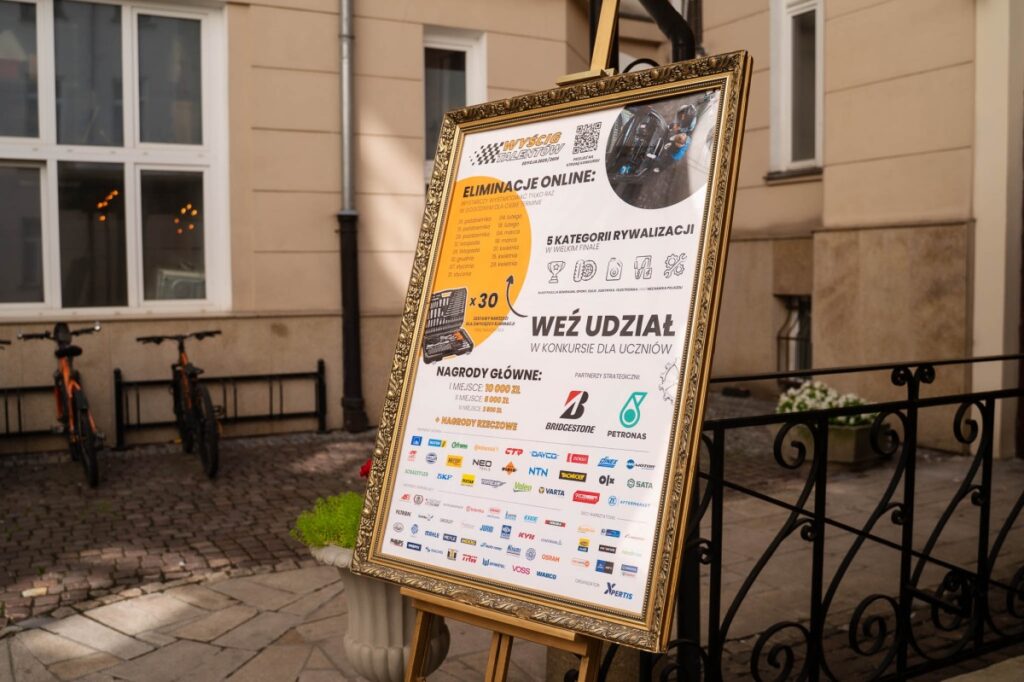 Zdjęcie 1 z 4