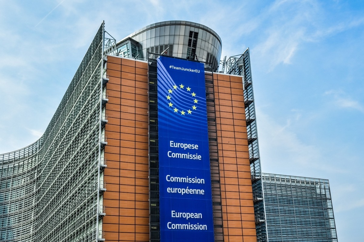 6 premierów apeluje do UE: „Zmieńcie politykę wobec samochodów”