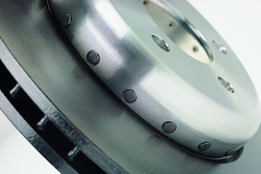 Ekskluzywne tarcze dla samochodów klasy premium: Brembo wie jak przenieść doświadczenie zdobyte w&nbsp;OE na&nbsp;aftermarket.