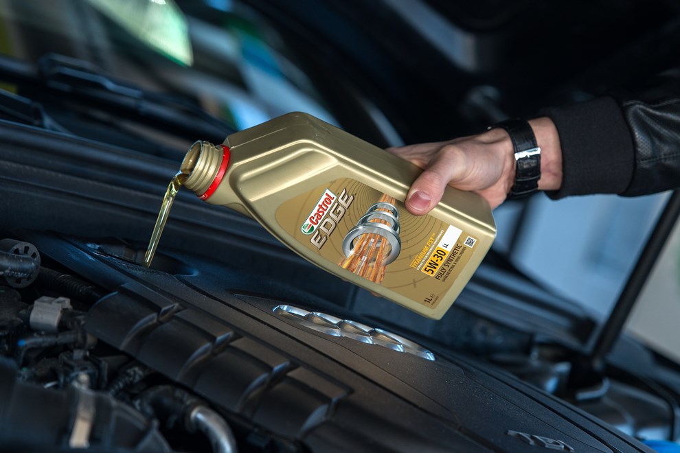 Wszystkie oleje Castrol EDGE z dodatkiem tytanu