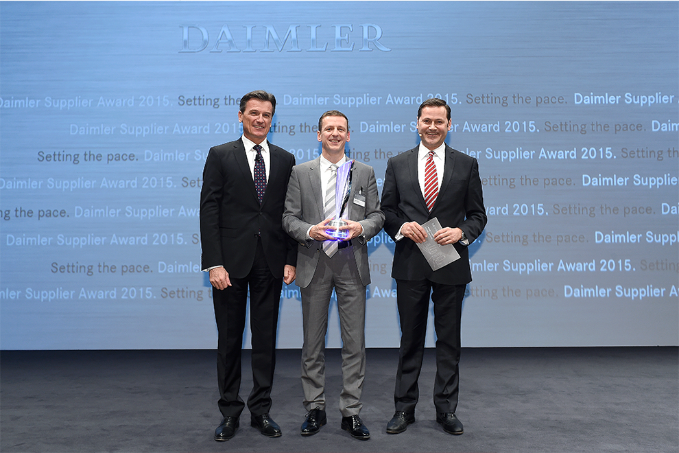 Producent lakieru uhonorowany przez Daimler AG