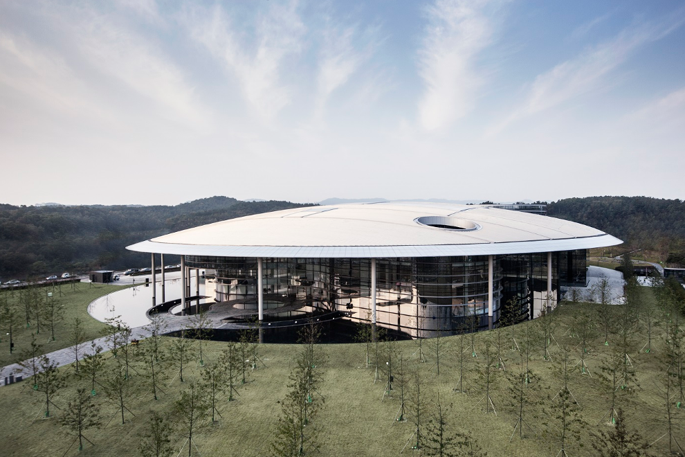 Nowy globalny ośrodek badawczo-rozwojowych Hankook Technodome zapiera dech w piersiach