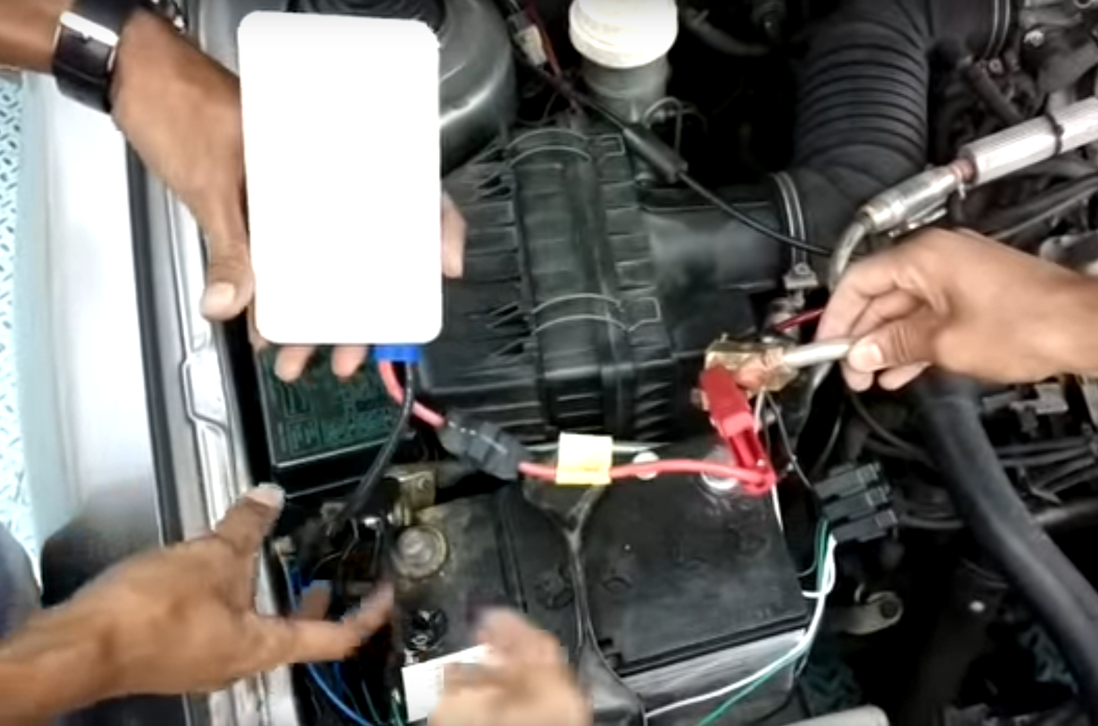 Powerbank od smartfona zamiast zestawu rozruchowego akumulatora [wideo]