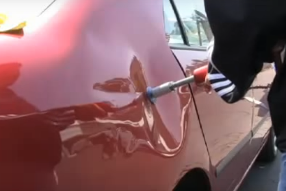 Ciekawa metoda naprawy wgnieceń