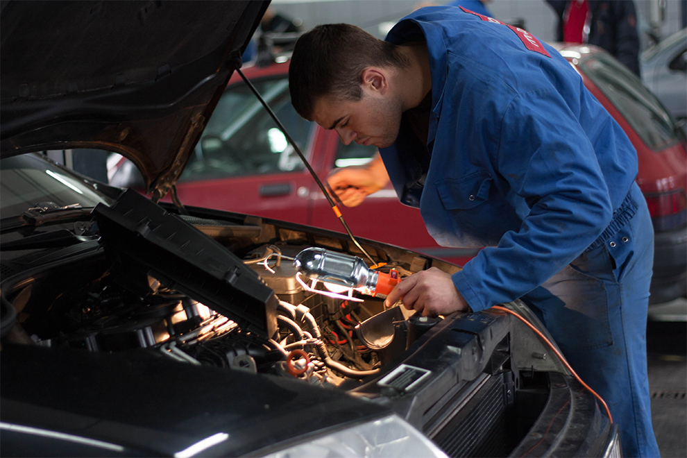 Warsztat naprawił klientce auto za darmo i jeszcze dopłacił