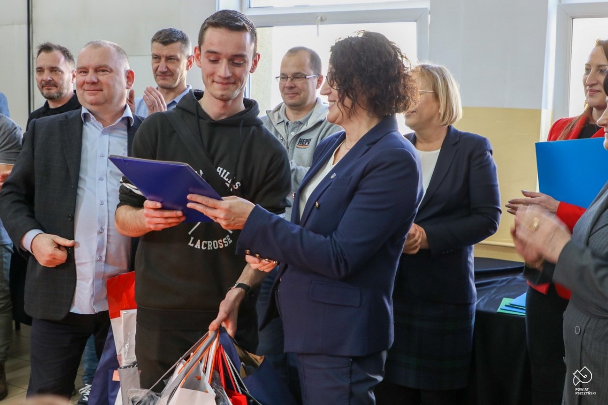 Co zrobić, aby wygrać w konkursie AUTO FACHMAN? Odpowiada ubiegłoroczny zwycięzca i jego nauczyciel. [WYWIAD]