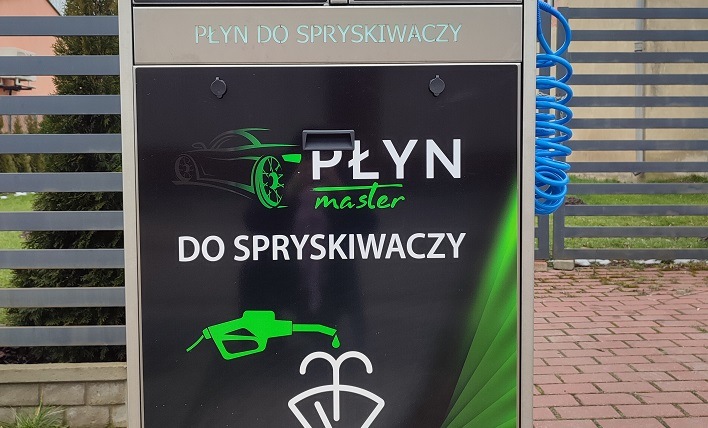 Proekologiczne dystrybutory płynu do spryskiwaczy – jak to działa? Wywiad z Płynmaster