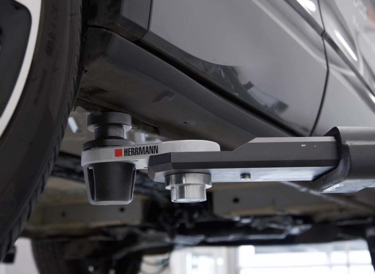 Adapter do podnoszenia elektryków w ofercie firmy Sosnowski