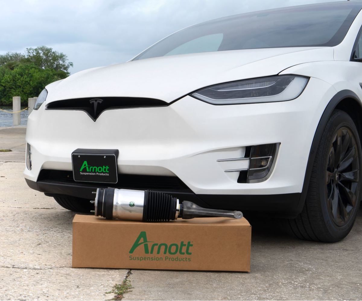 Zawieszenie pneumatyczne w samochodzie elektrycznym. Czym się różni od standardowego?