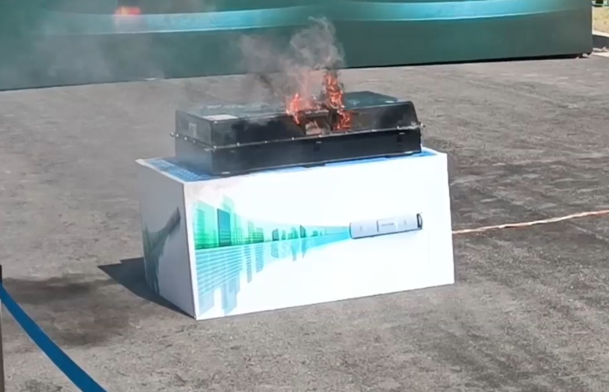 Chińczycy spalili dwie baterie pojazdów elektrycznych. Co miał wykazać test? [FILM]