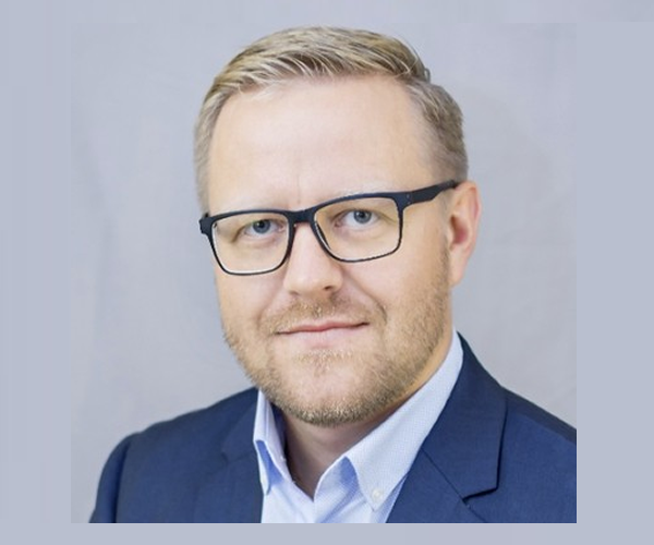 Części odnowione, czyli jakie? Wywiad z Przemysławem Wołosewiczem z Inter Cars SA.