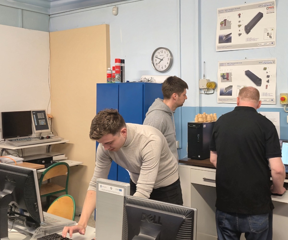 ASCO Systemy Informatyczne  wspiera edukację przyszłych mechaników