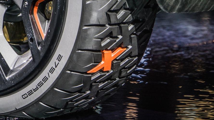 Innowacyjne opony Goodyear w przedprodukcyjnej wersji nowego Land Rovera Discovery SVX