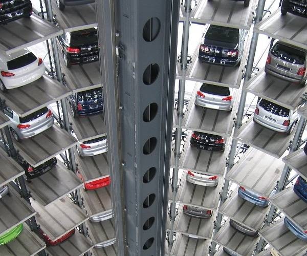 Data is the new black – rozwój sektora automotive również opiera się na liczbach