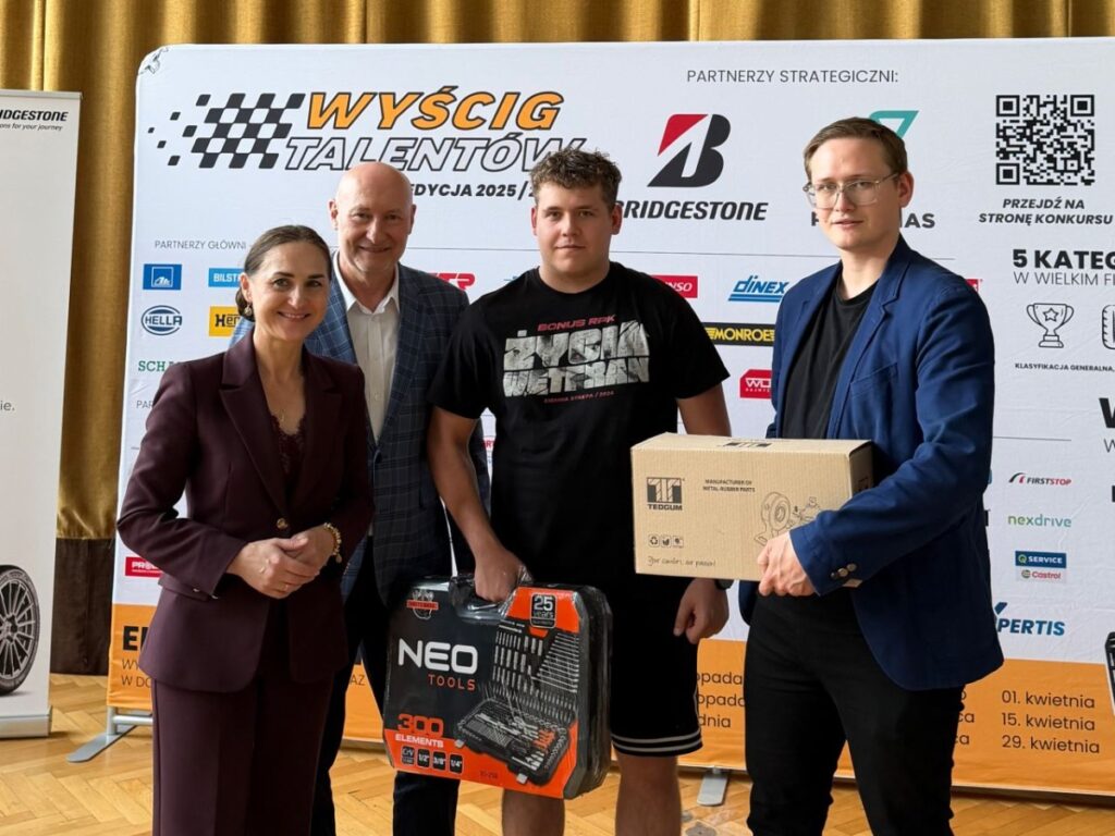 Zdjęcie 1 z 3